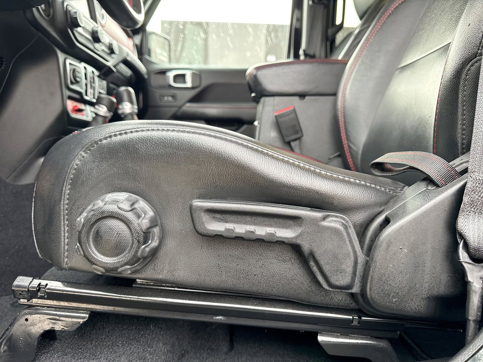 Thumbnail: 2021 Jeep Wrangler - 3