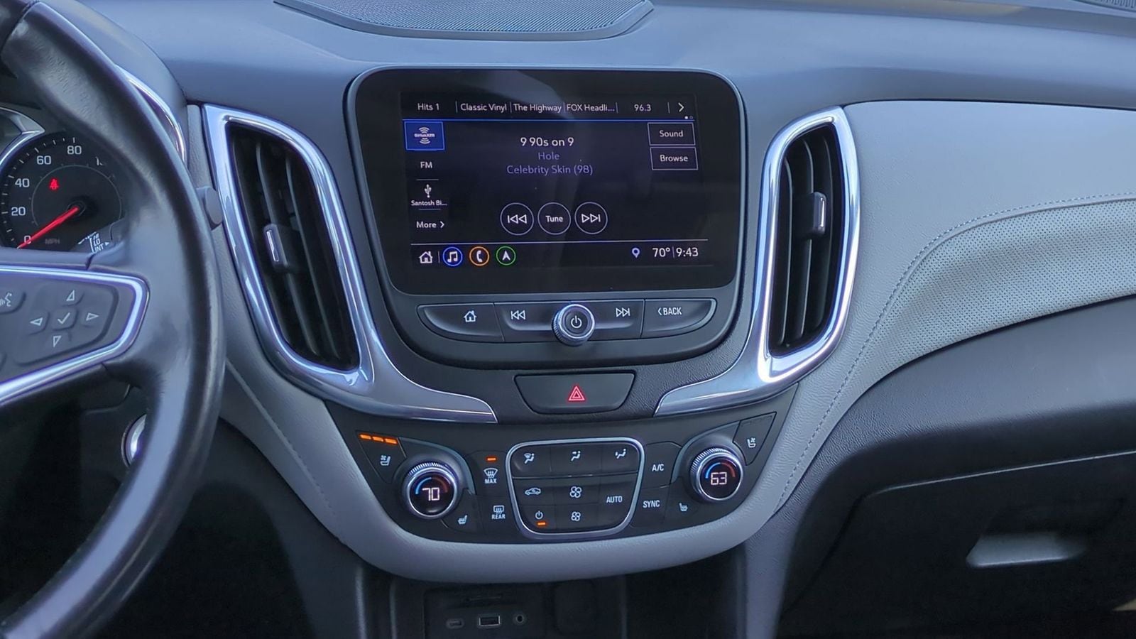 Thumbnail: 2020 Chevrolet Equinox - 30
