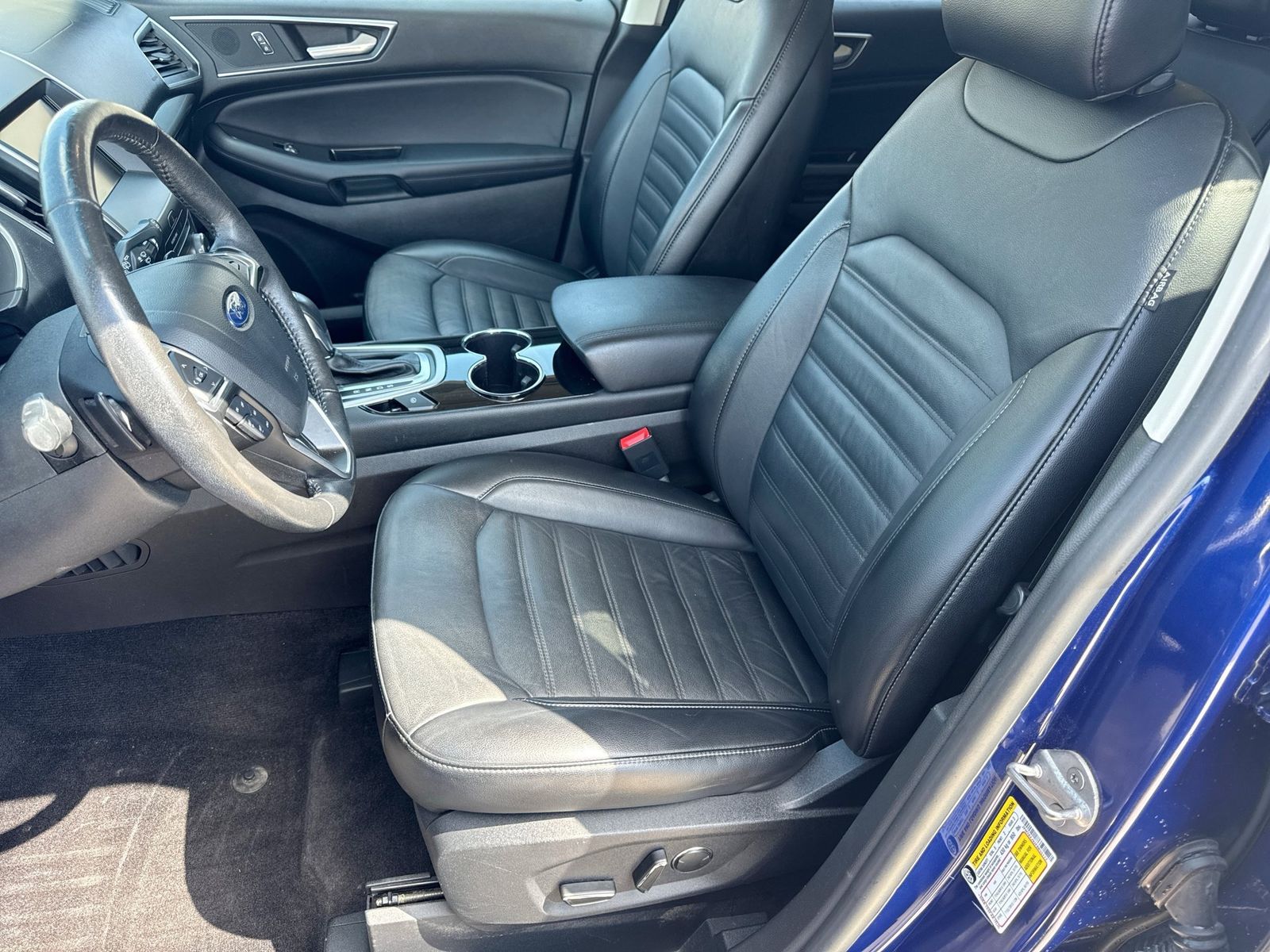 Thumbnail: 2015 Ford Edge - 20