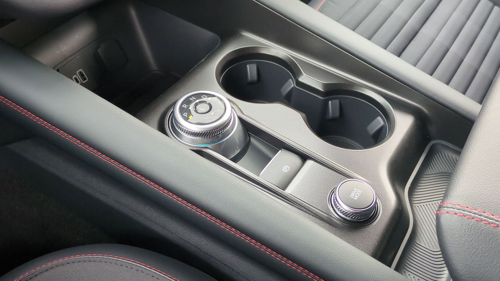 Thumbnail: 2026 Ford Explorer - 32