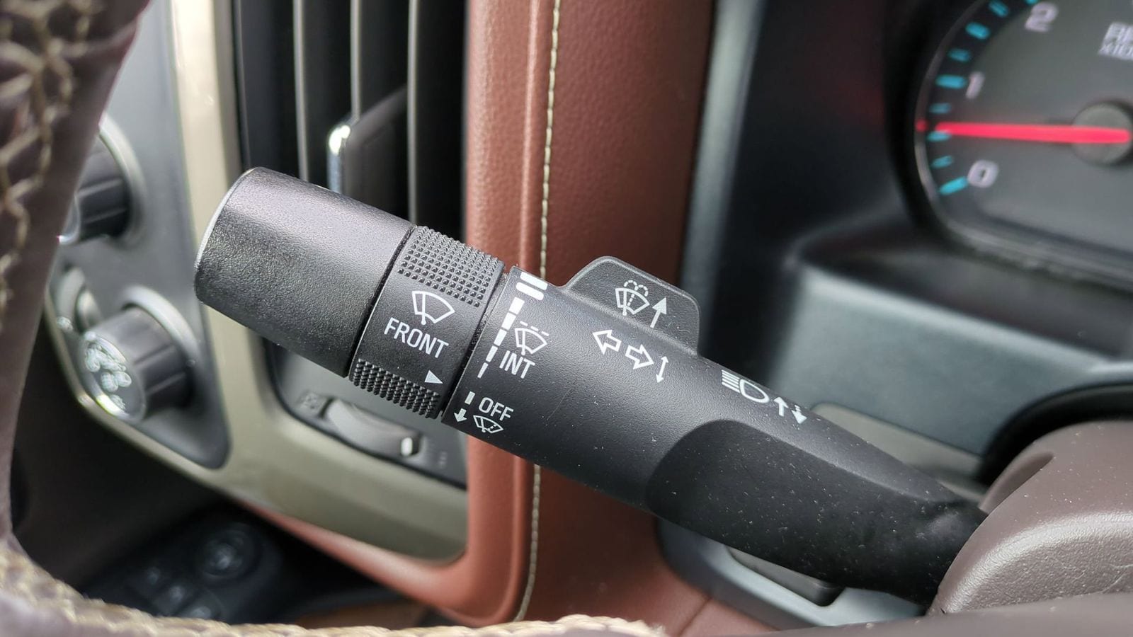 Thumbnail: 2017 Chevrolet Silverado 1500 - 28