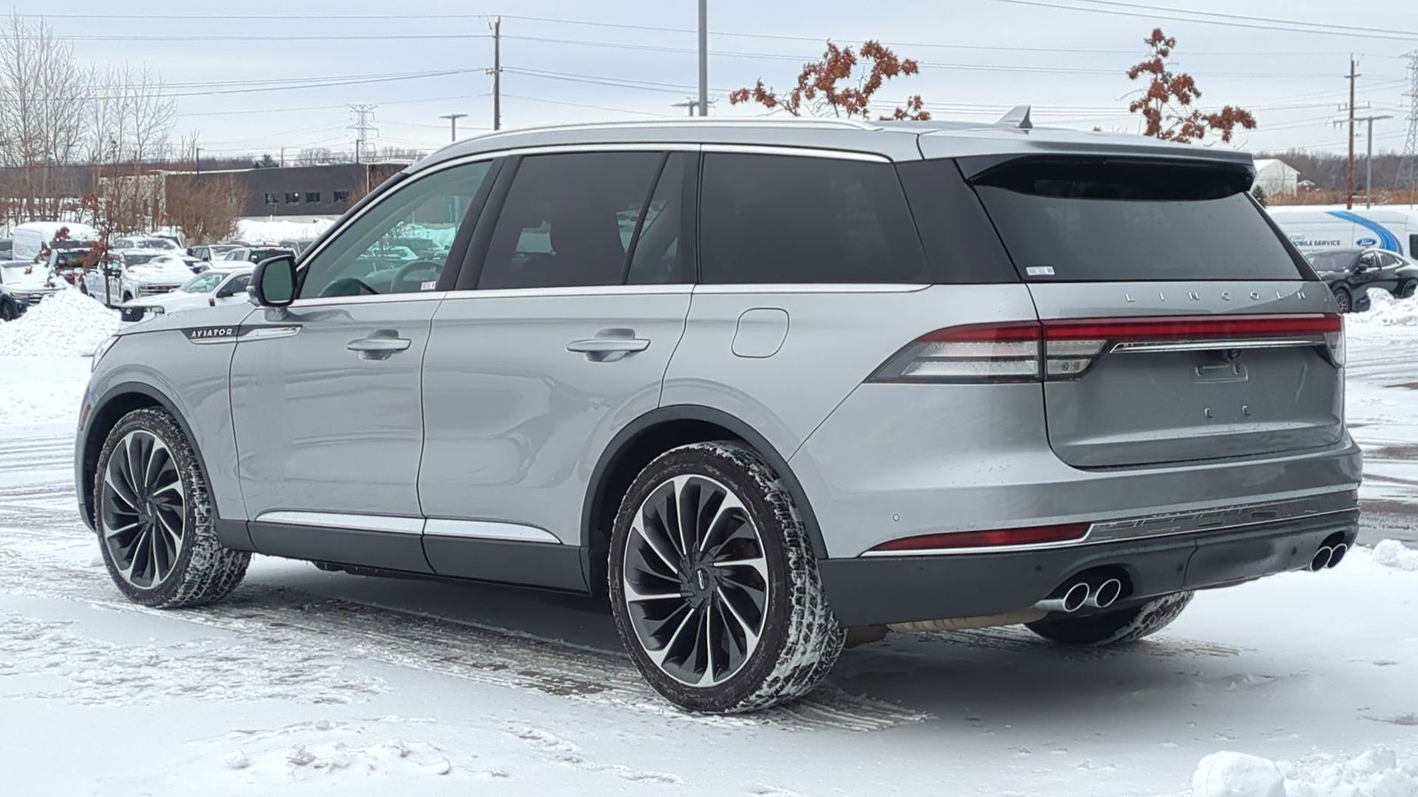 Thumbnail: 2020 Lincoln Aviator - 3