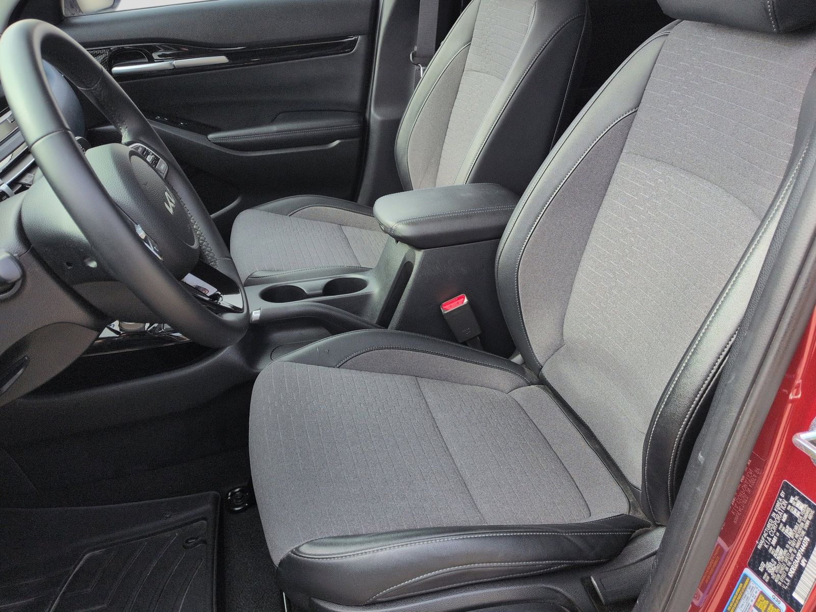 Thumbnail: 2023 Kia Seltos - 19