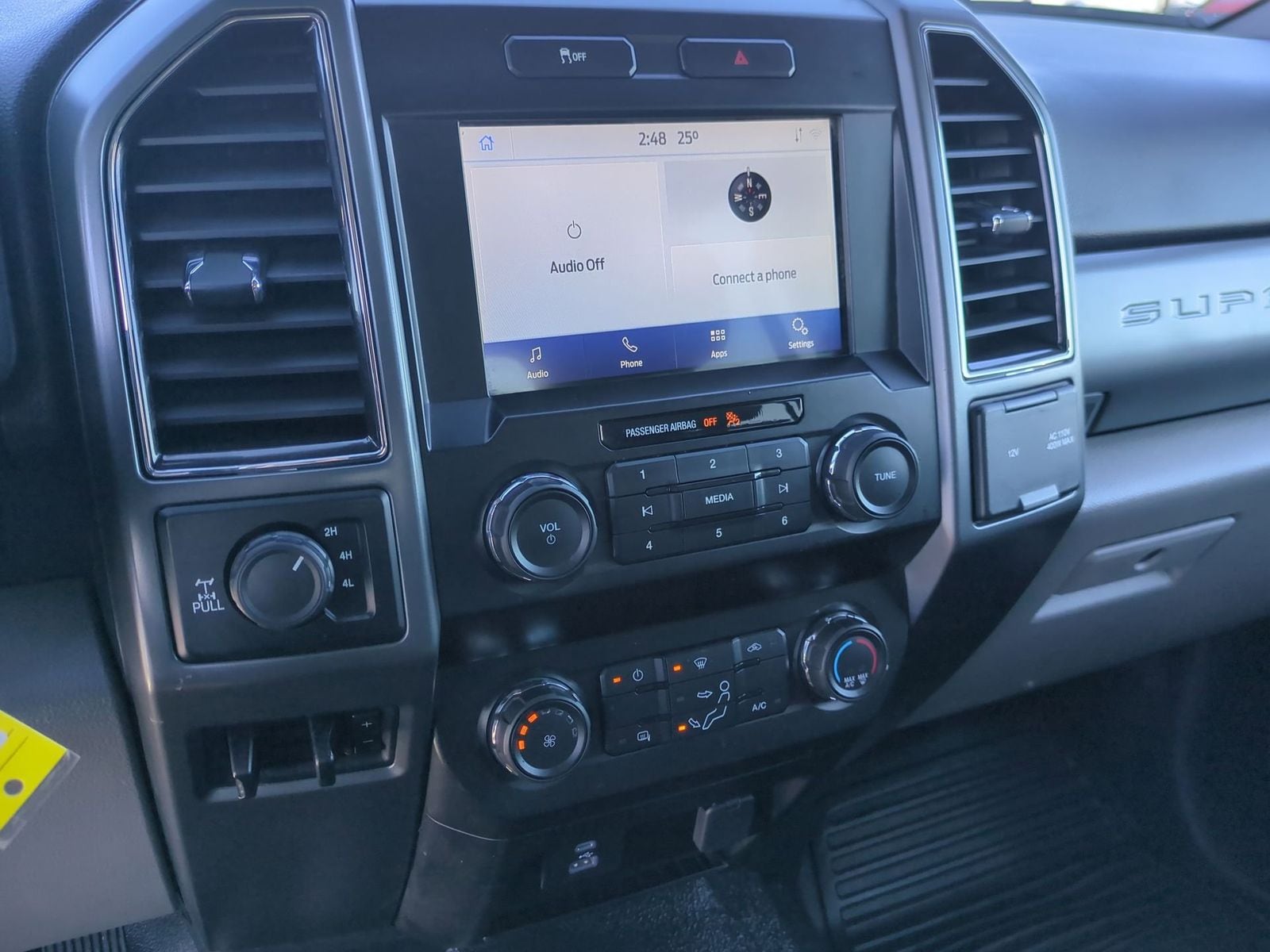 Thumbnail: 2021 Ford F-350 - 32