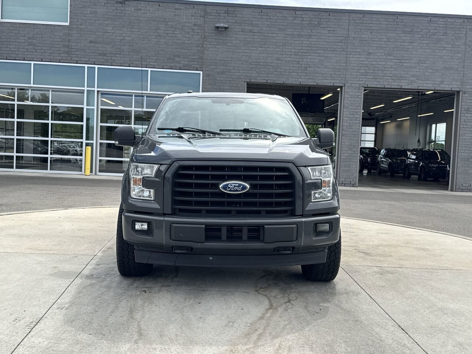 Thumbnail: 2017 Ford F-150 - 12