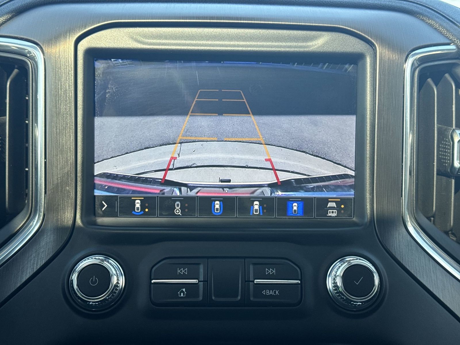 Thumbnail: 2021 GMC Sierra 2500 - 36