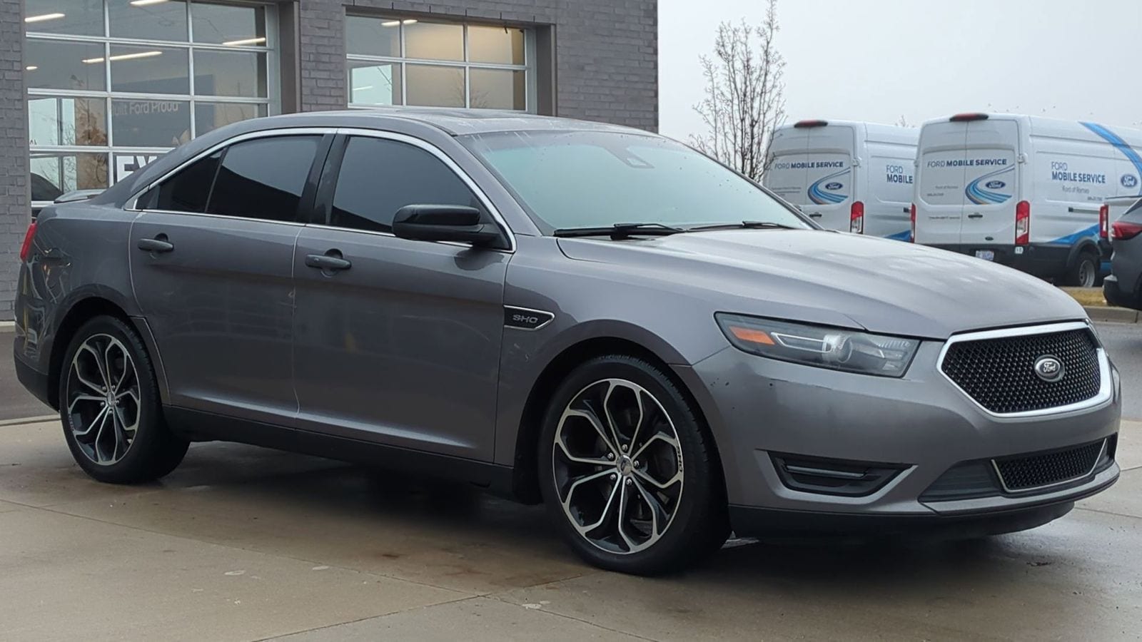 Thumbnail: 2014 Ford Taurus - 9