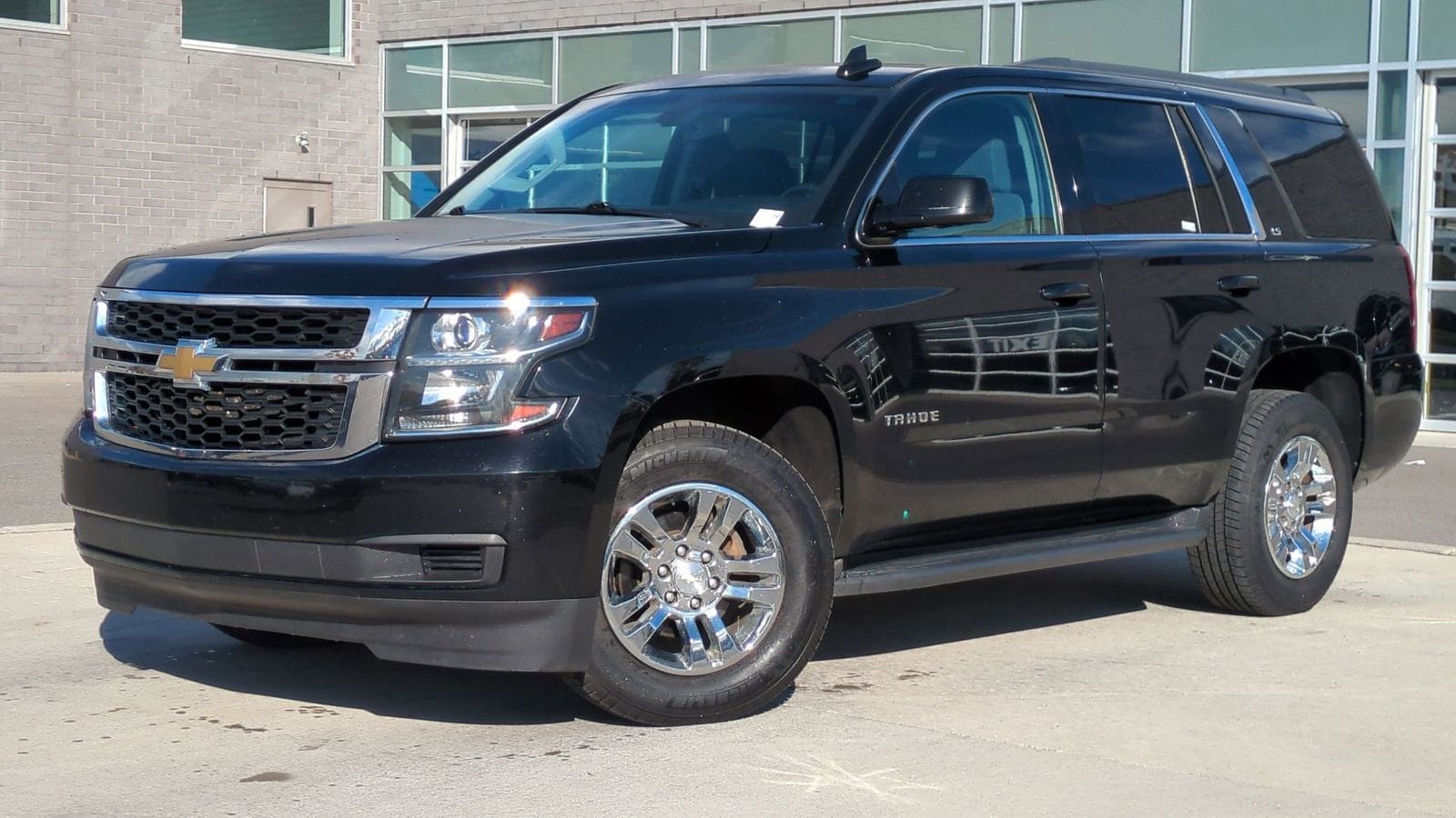 Thumbnail: 2015 Chevrolet Tahoe - 1
