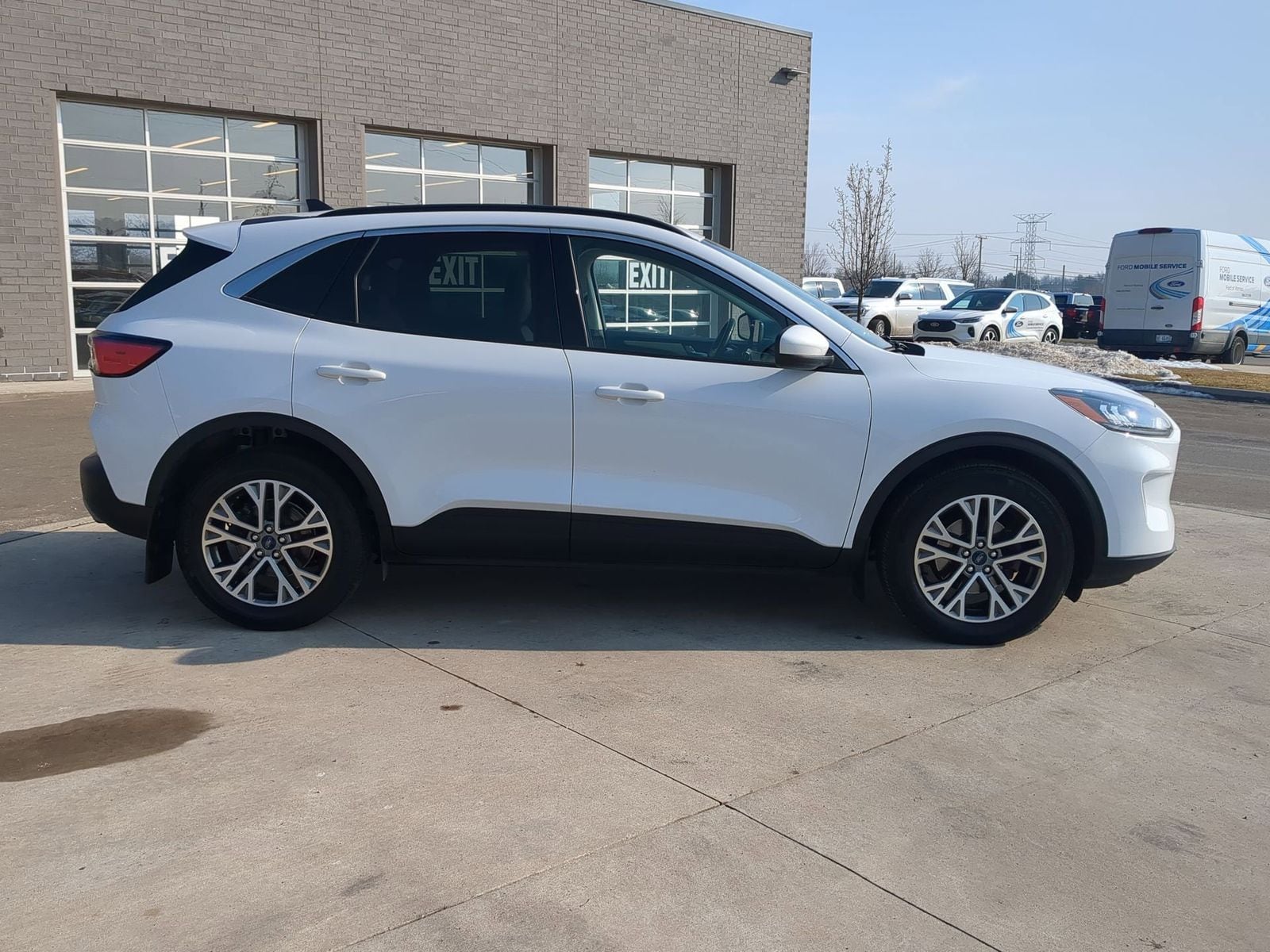 Thumbnail: 2021 Ford Escape - 9