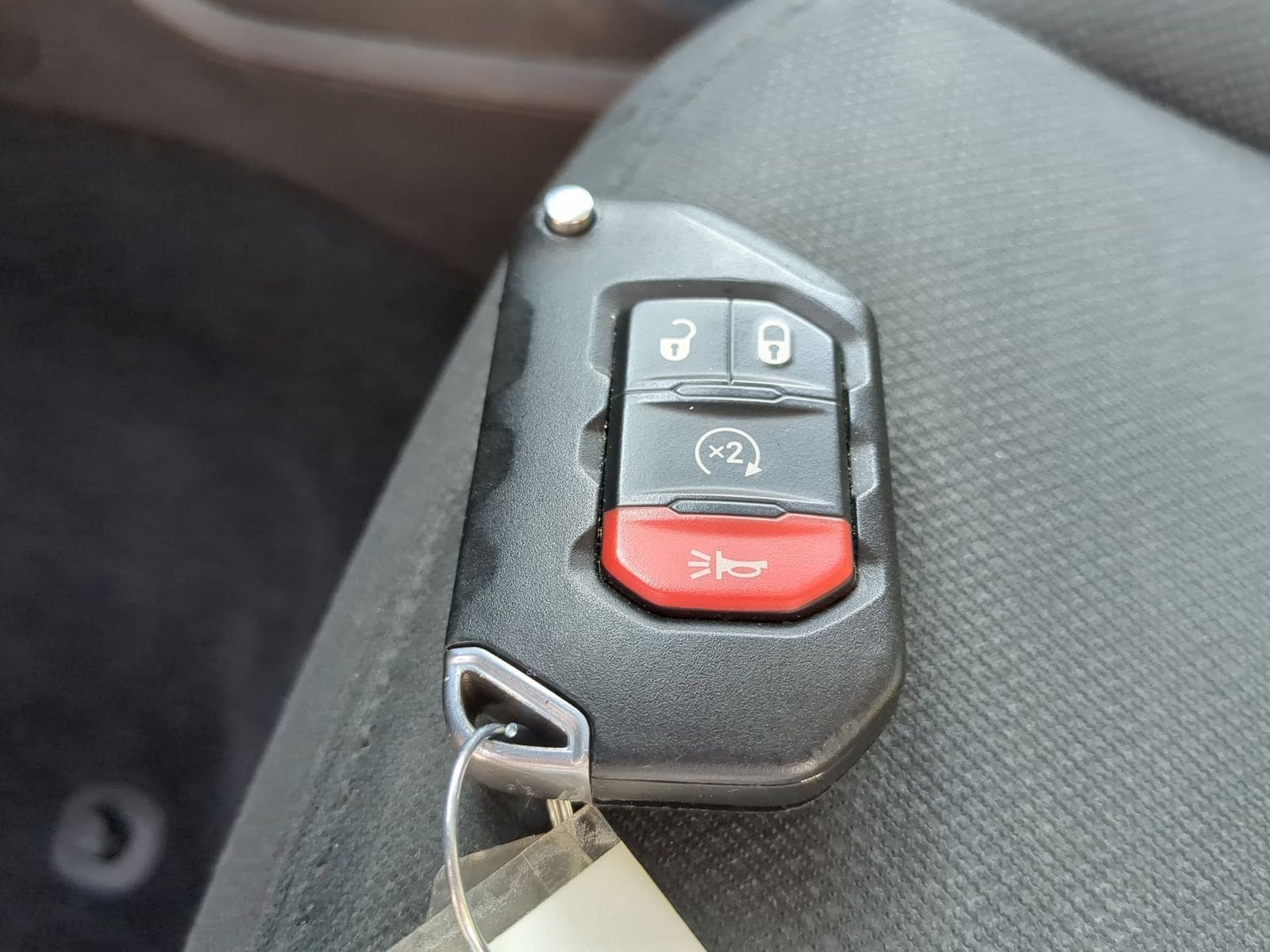 Thumbnail: 2018 Jeep Wrangler - 38