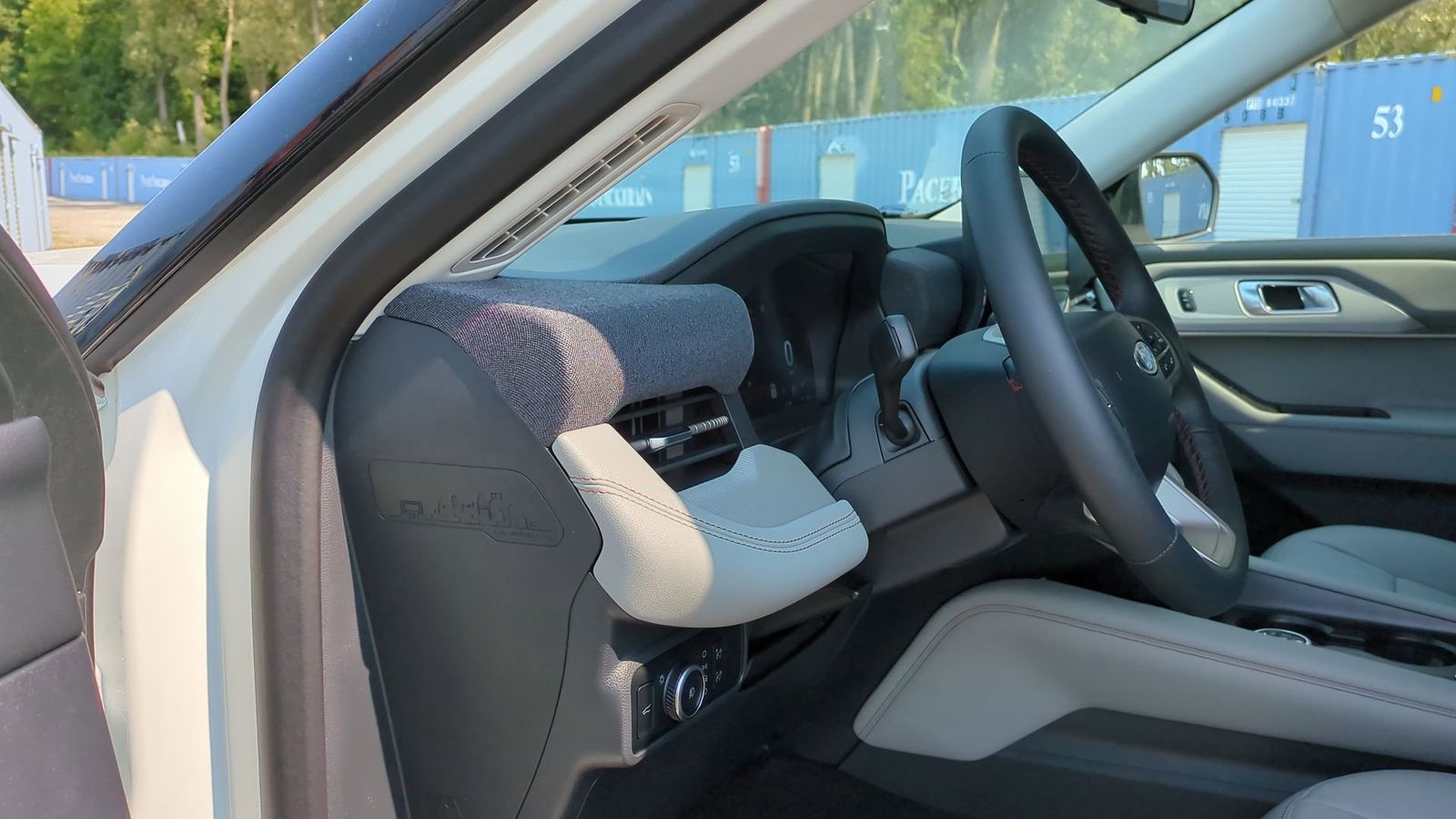 2025 Ford Explorer Active 2