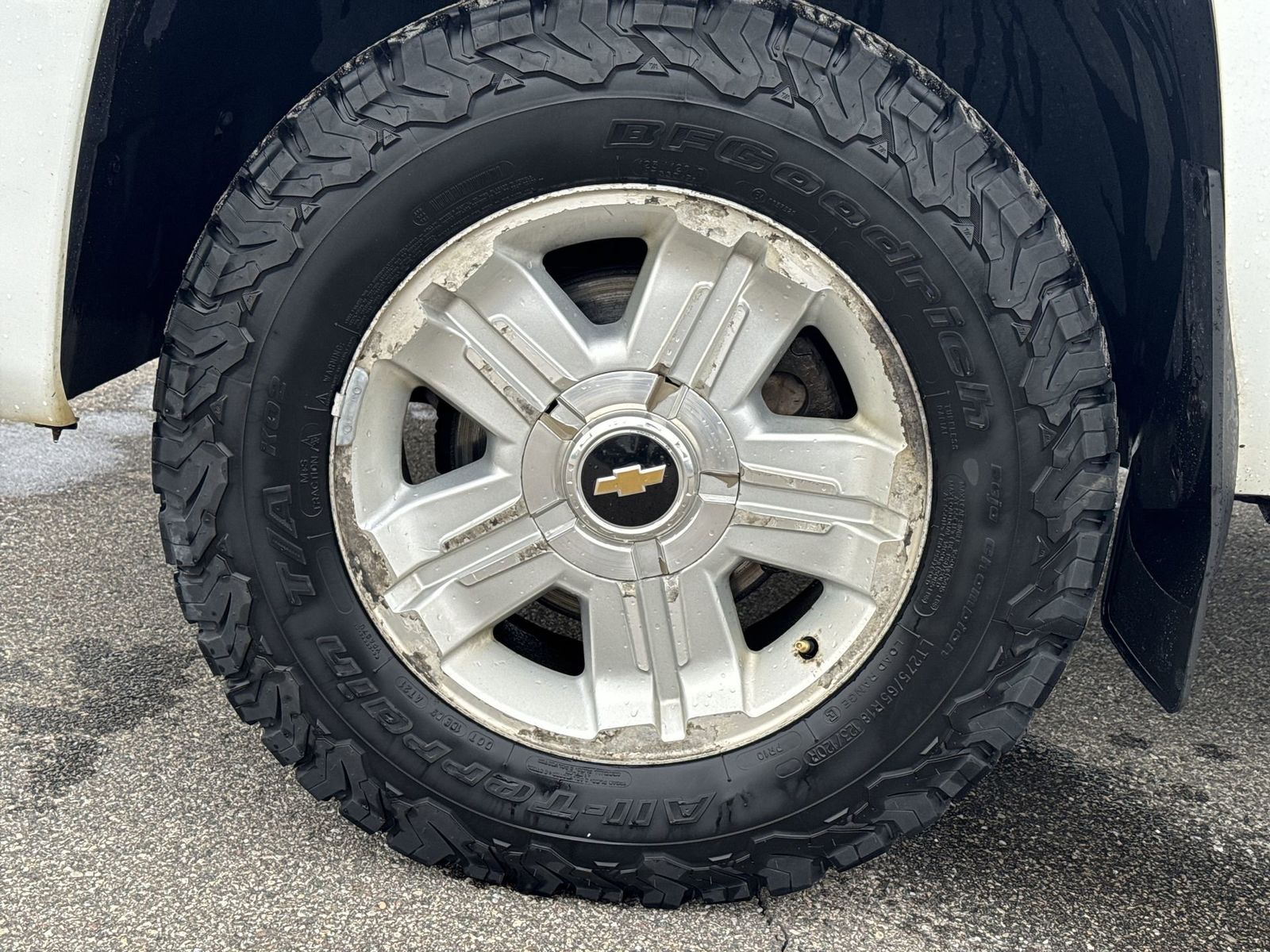 Thumbnail: 2011 Chevrolet Silverado 1500 - 14