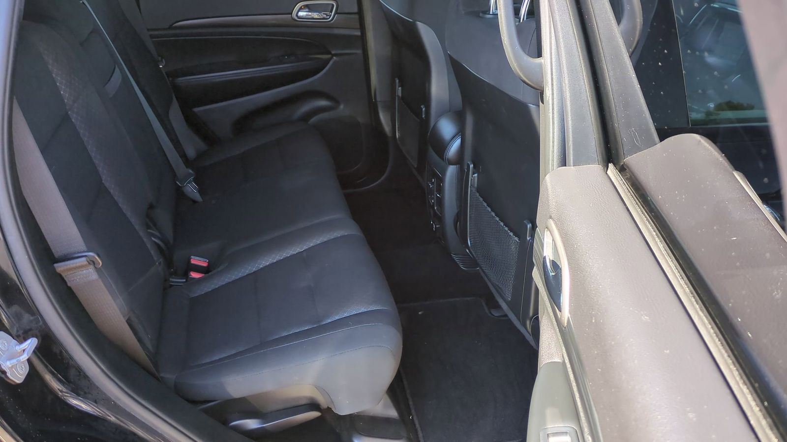 Thumbnail: 2020 Jeep Grand Cherokee - 19