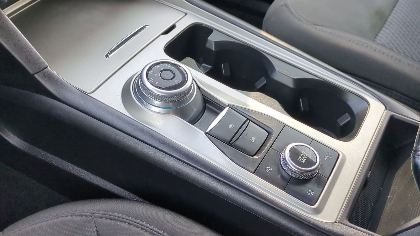 Thumbnail: 2023 Ford Explorer - 33