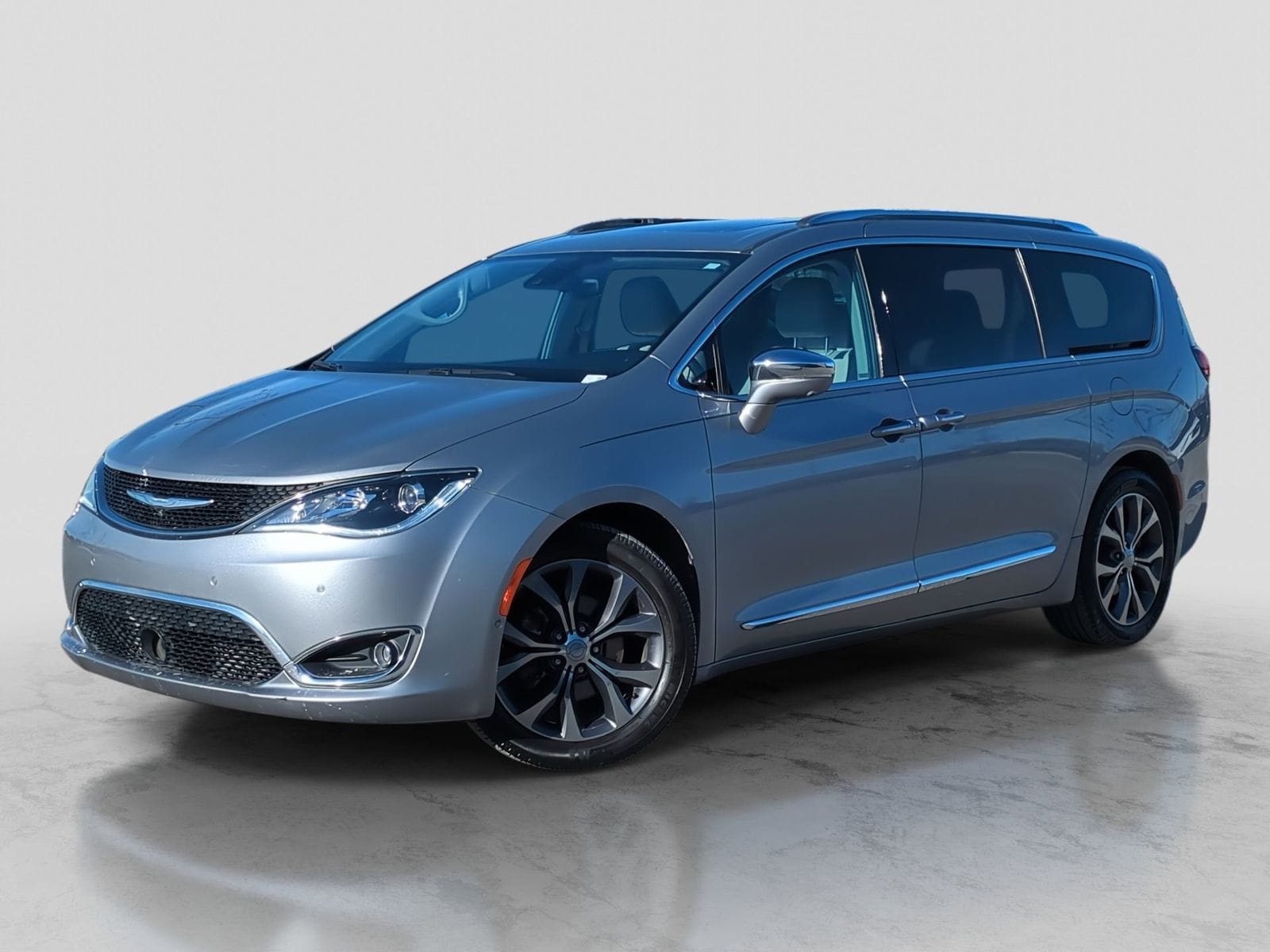 2017 Chrysler Pacifica Limited -
                  Washington, MI