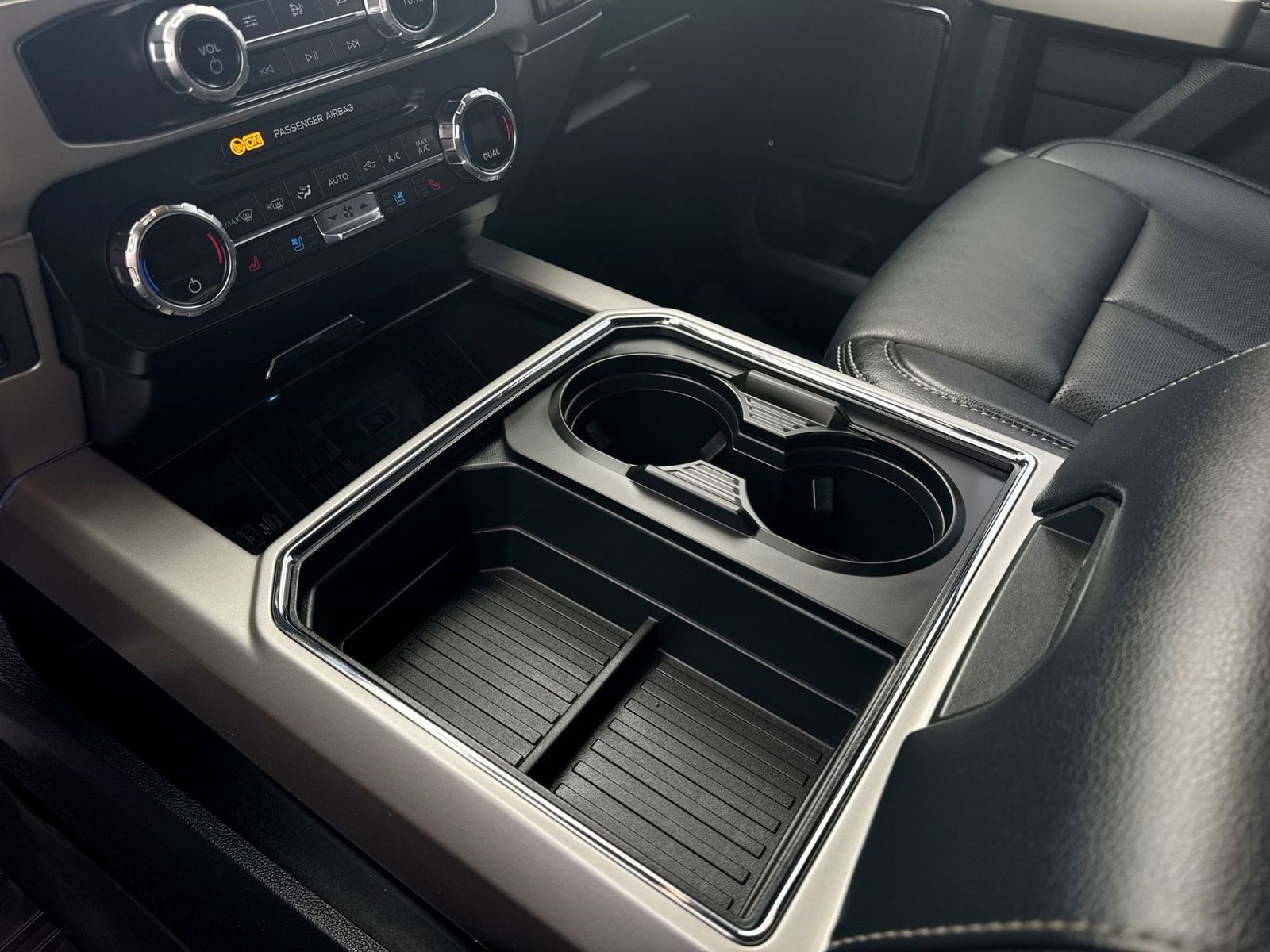 Thumbnail: 2022 Ford F-250 - 48