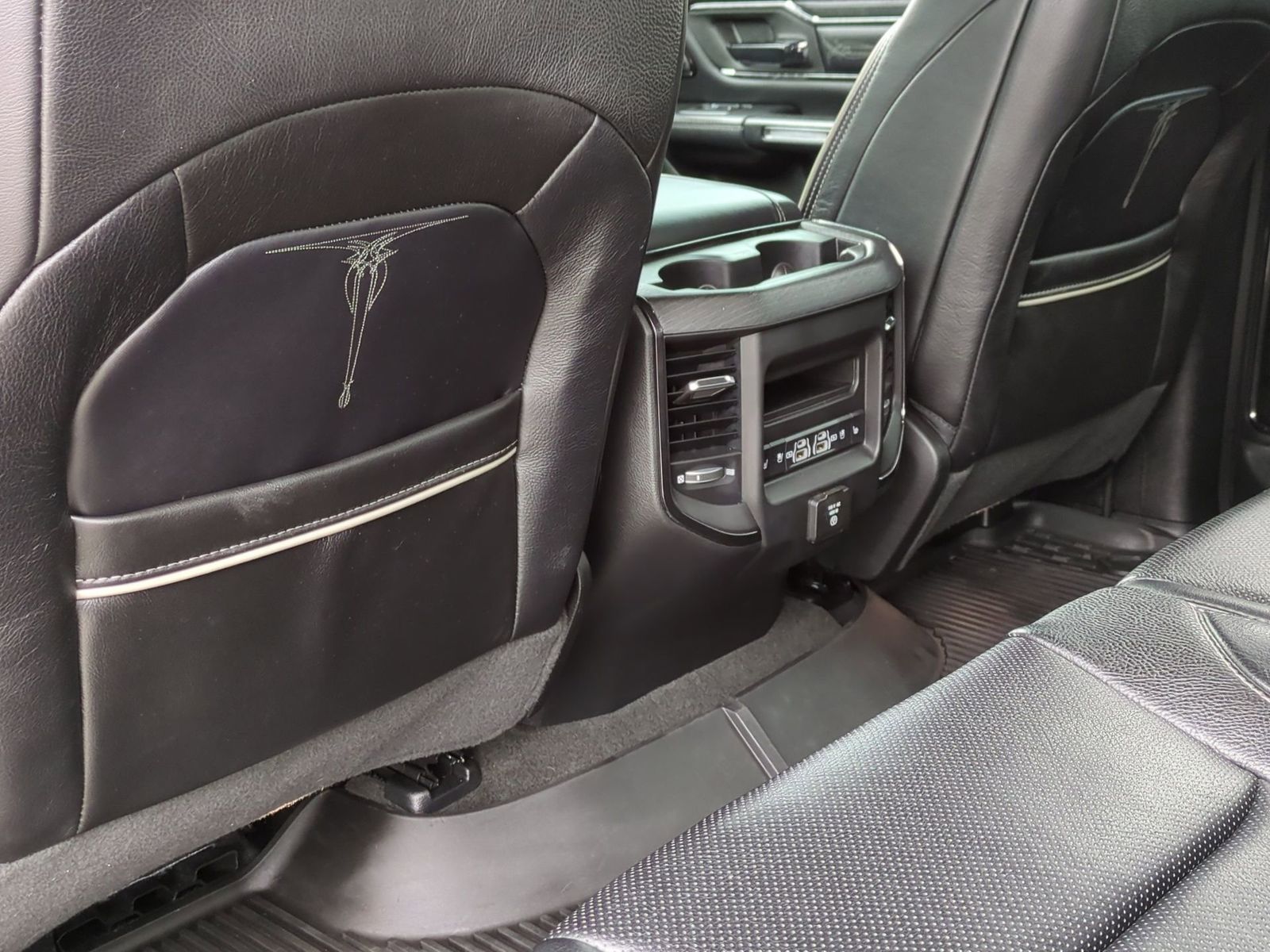 Thumbnail: 2022 RAM 1500 - 22