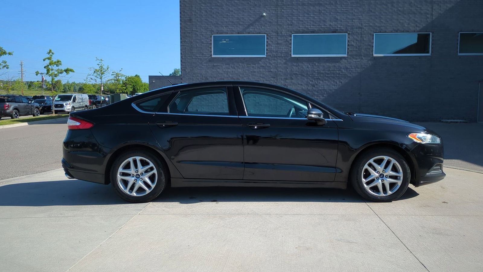 Thumbnail: 2016 Ford Fusion - 7