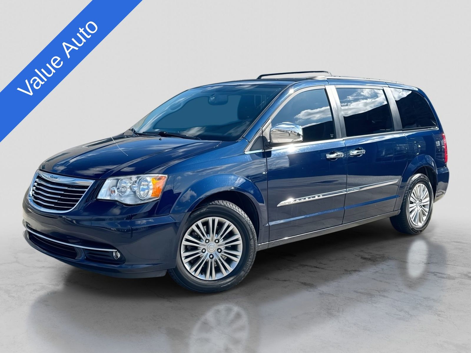2015 Chrysler Town & Country Touring -
                  Washington, MI