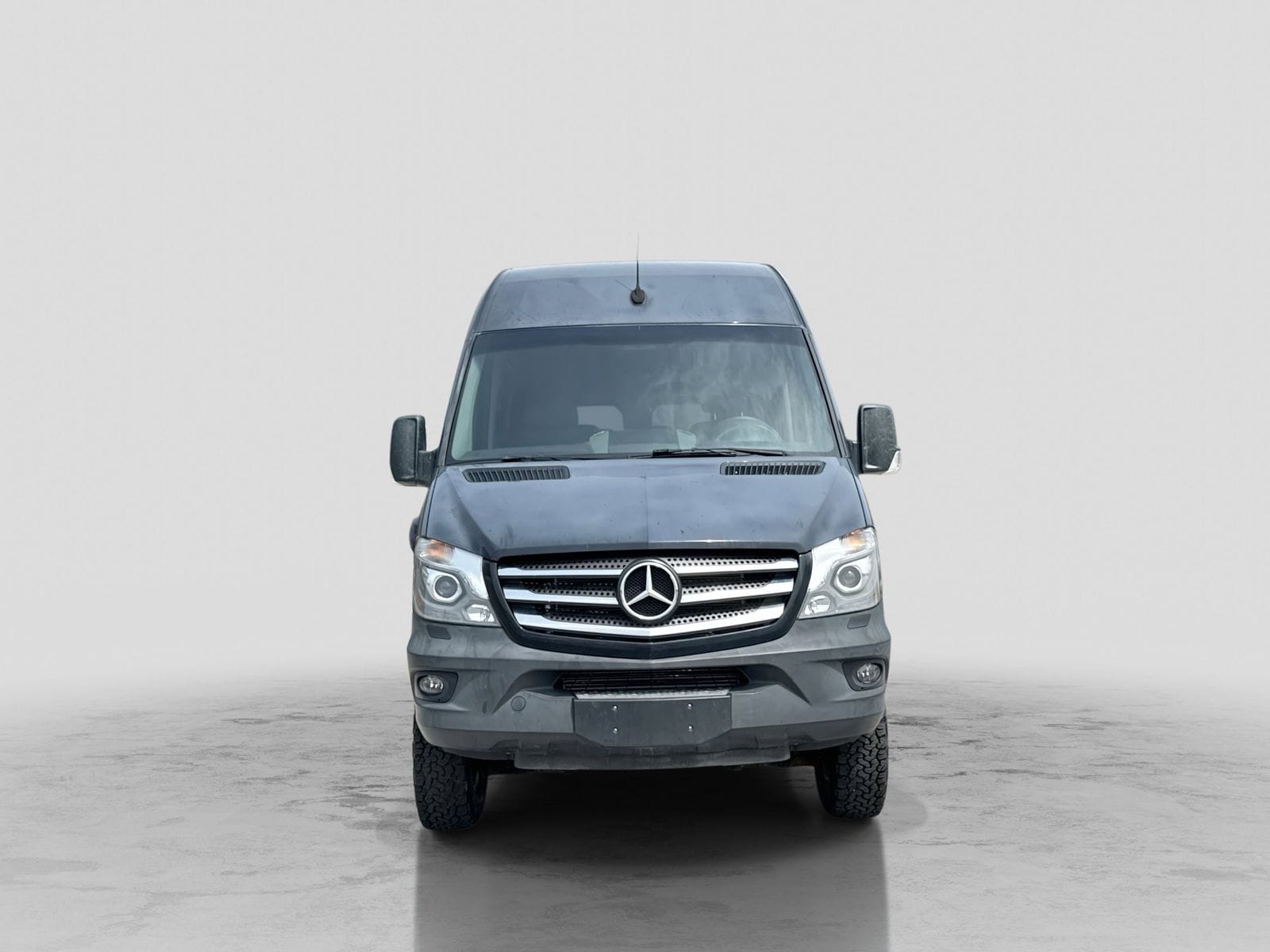 Thumbnail: 2017 Mercedes-Benz Sprinter - 11
