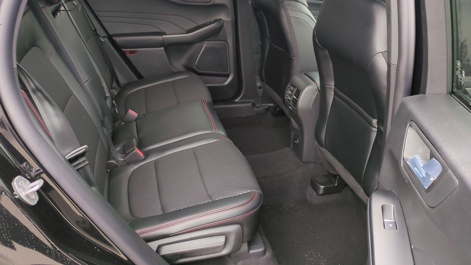 Thumbnail: 2025 Ford Escape - 19