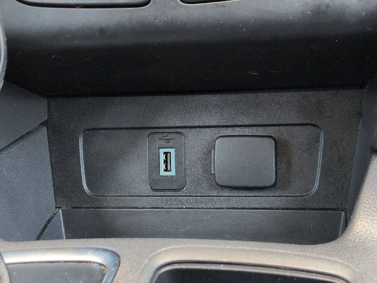 Thumbnail: 2019 Ford Escape - 31