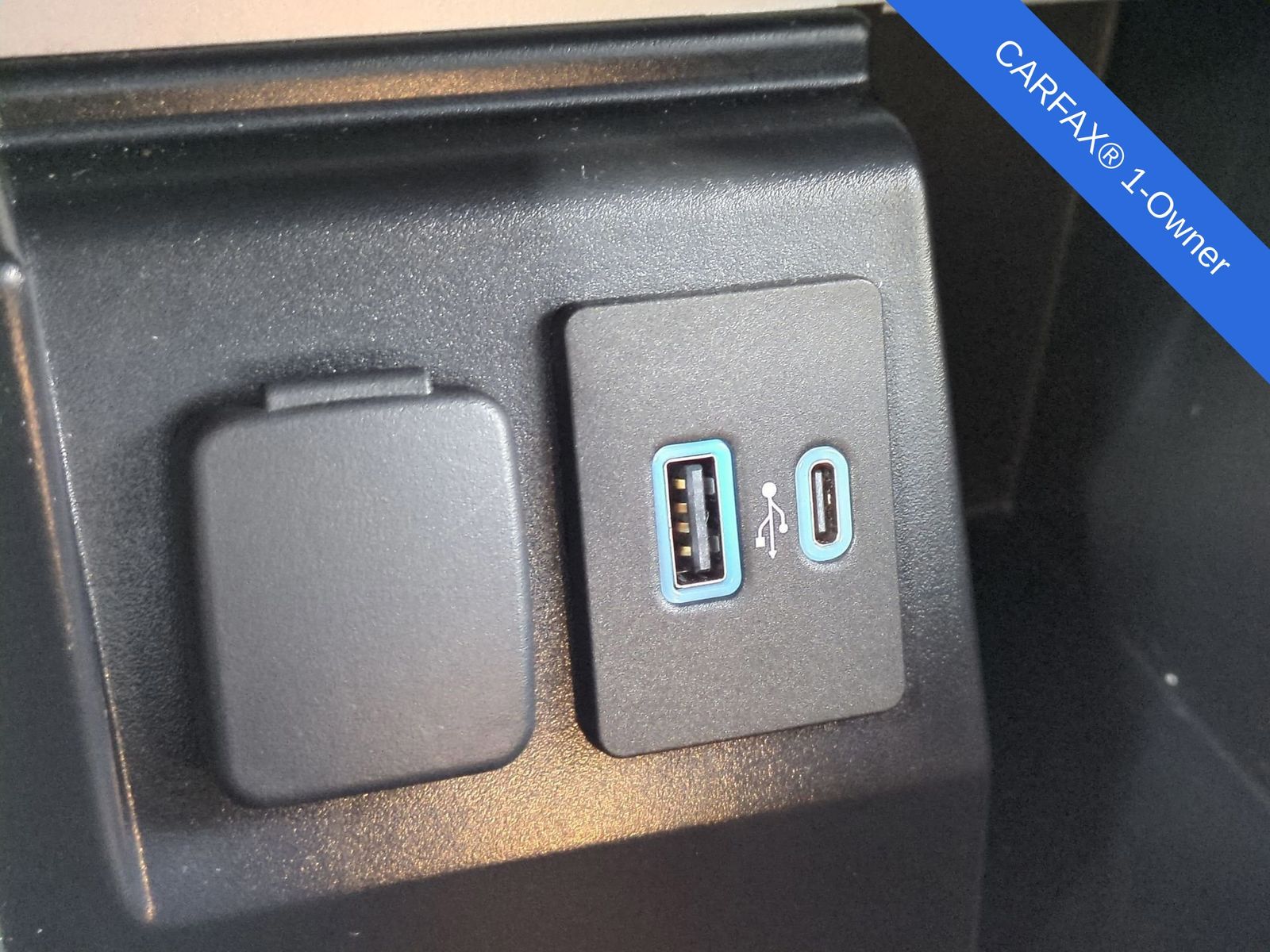 Thumbnail: 2024 Ford Explorer - 36