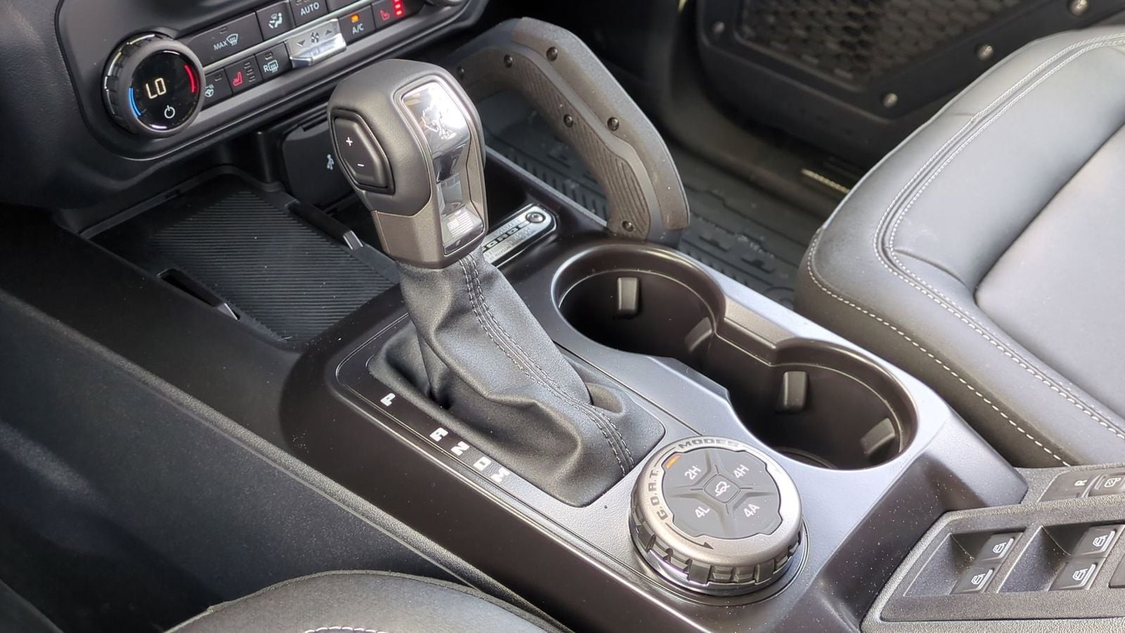 Thumbnail: 2025 Ford Bronco - 30