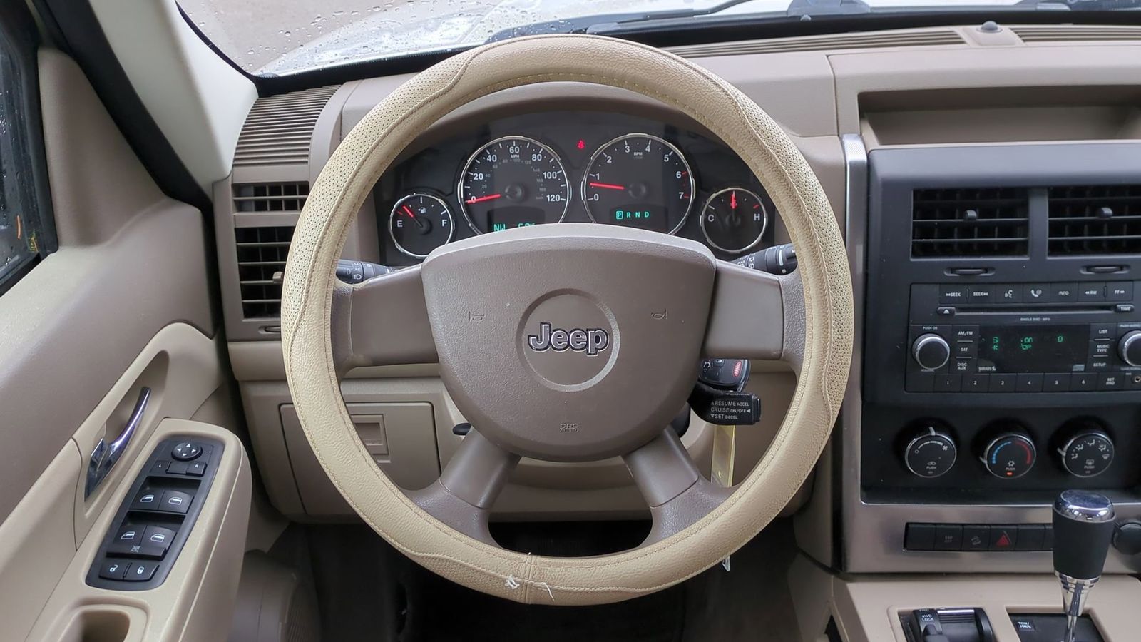 Thumbnail: 2009 Jeep Liberty - 19