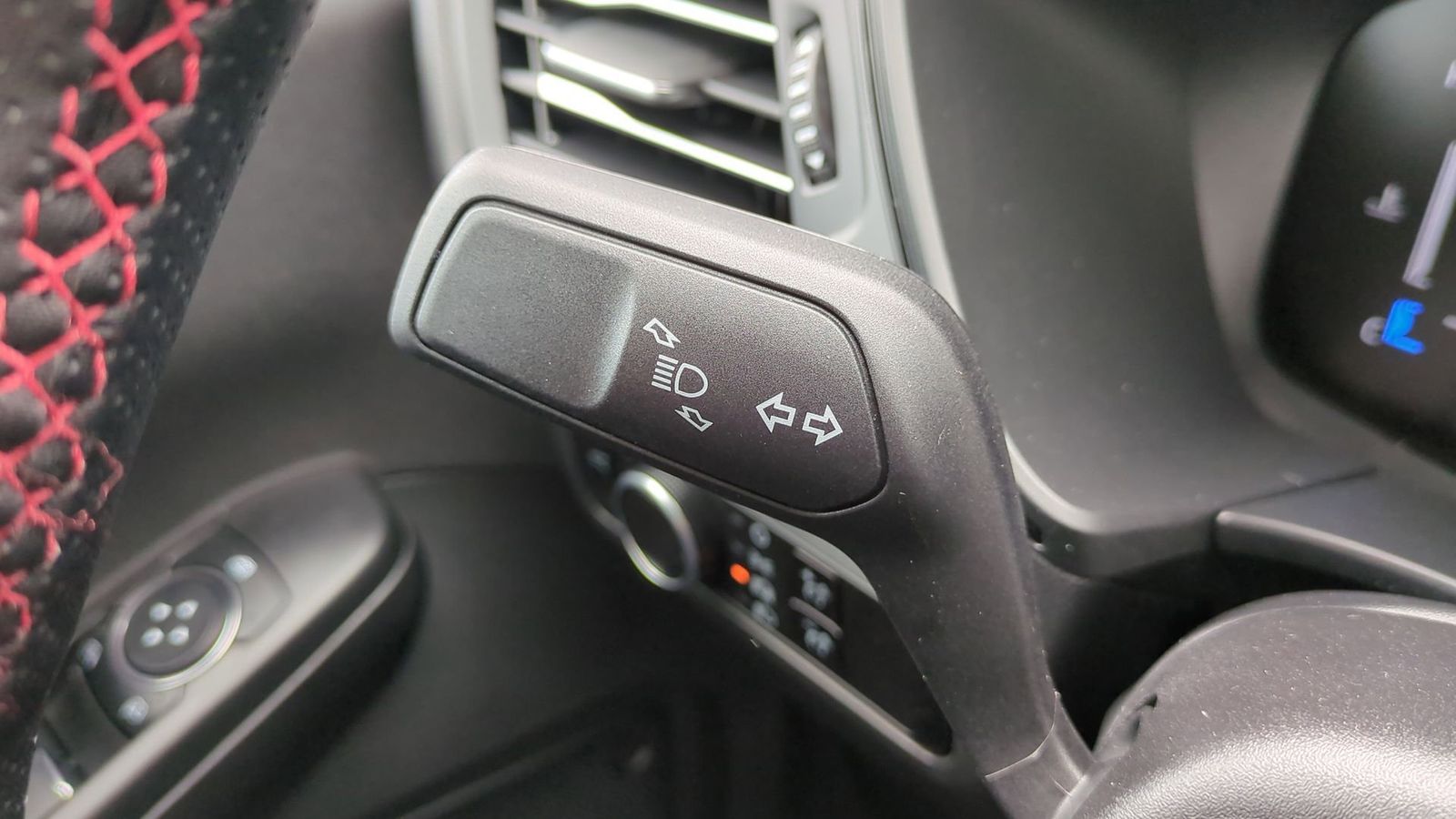 Thumbnail: 2025 Ford Escape - 25