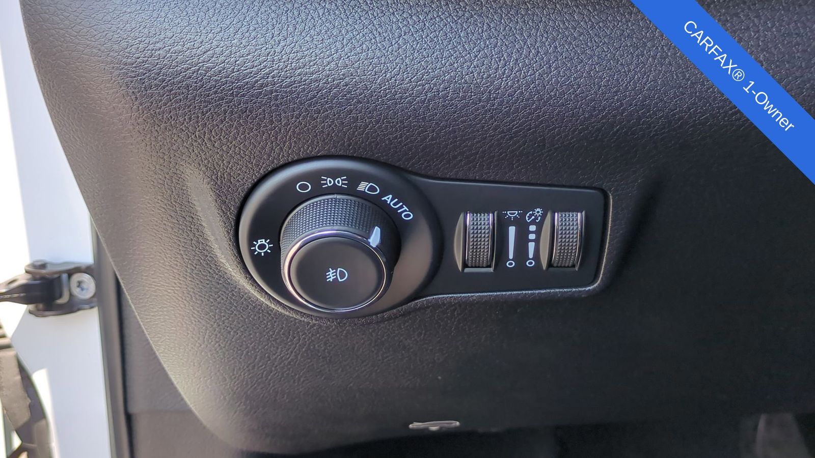 Thumbnail: 2023 Jeep Compass - 18