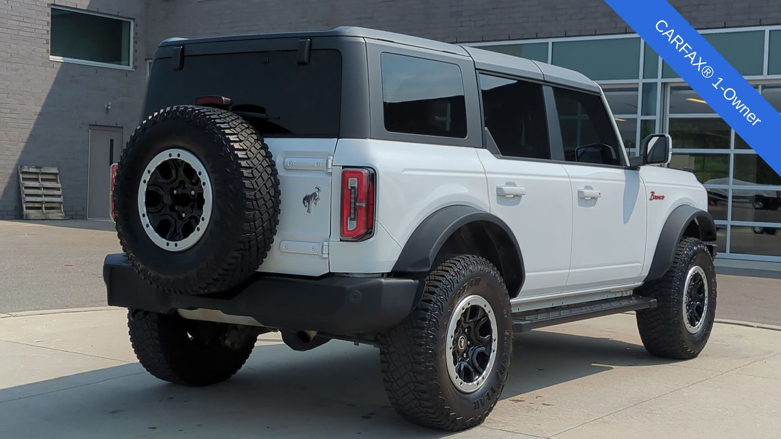 Thumbnail: 2023 Ford Bronco - 7