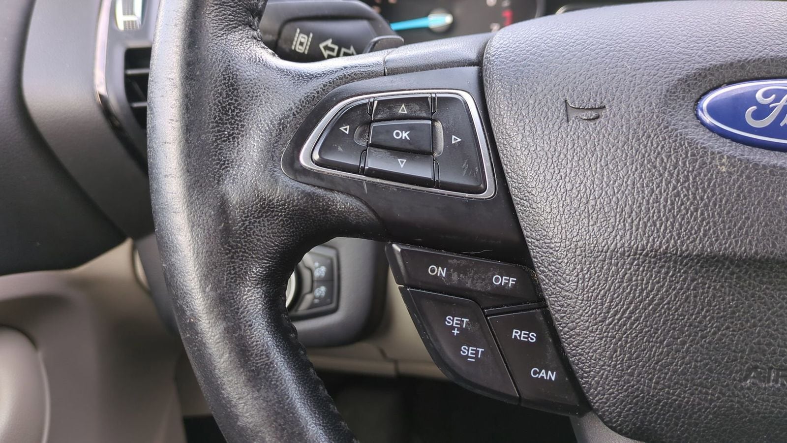 Thumbnail: 2017 Ford Escape - 24