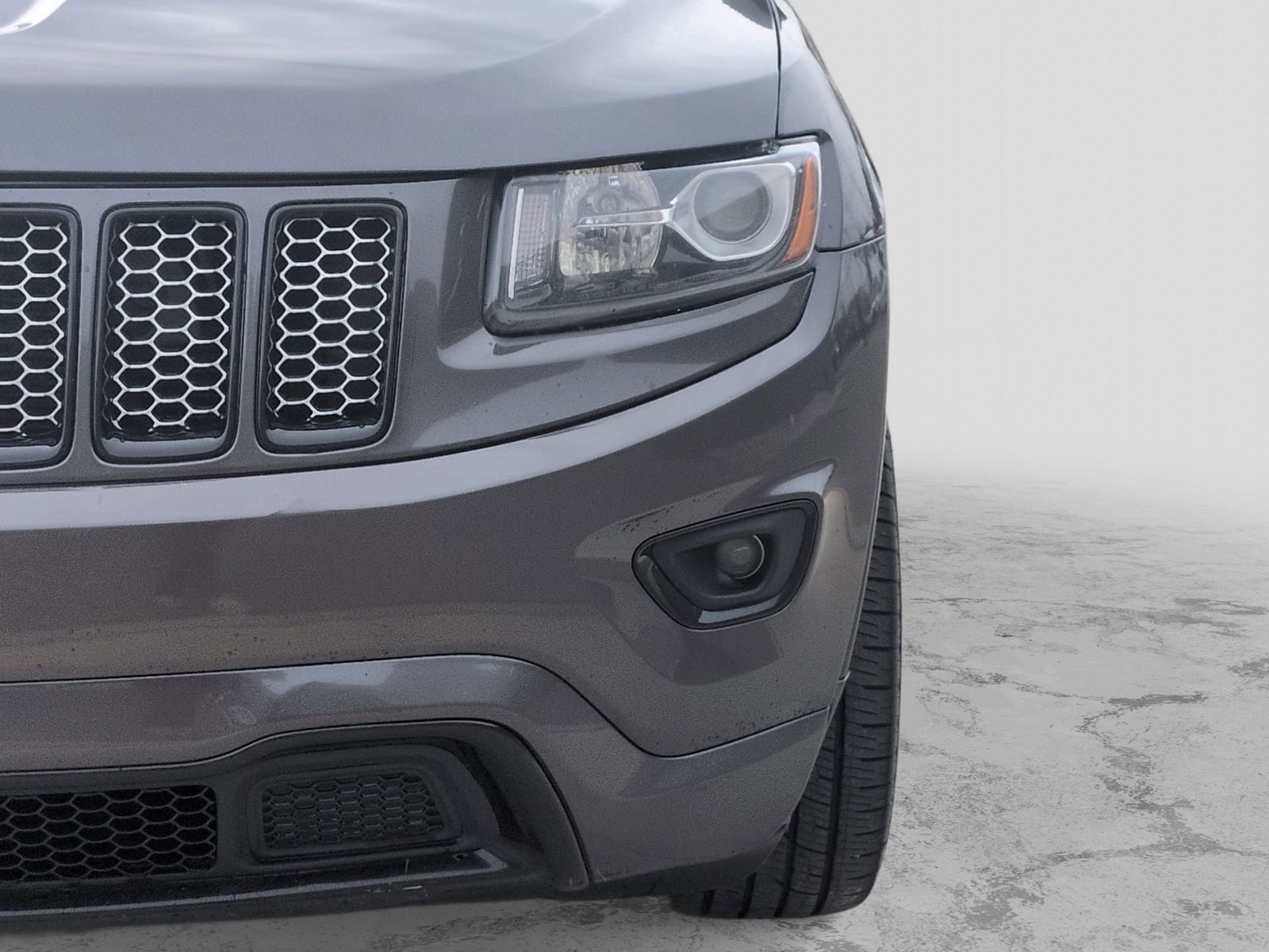 Thumbnail: 2015 Jeep Grand Cherokee - 13
