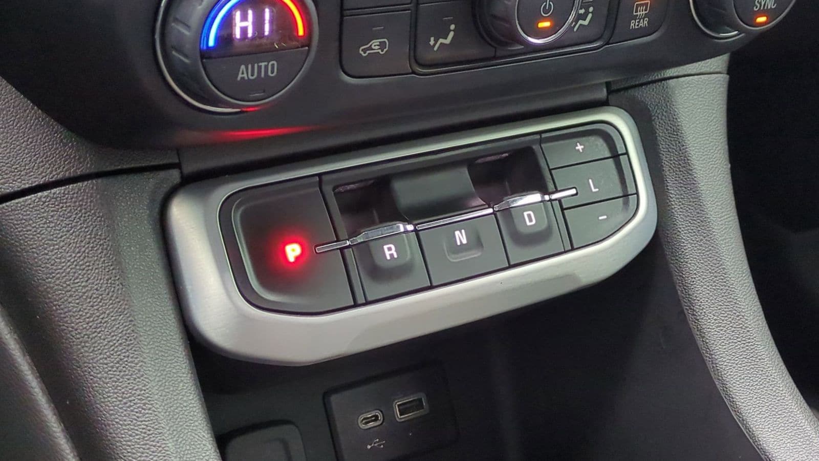 Thumbnail: 2020 GMC Acadia - 38