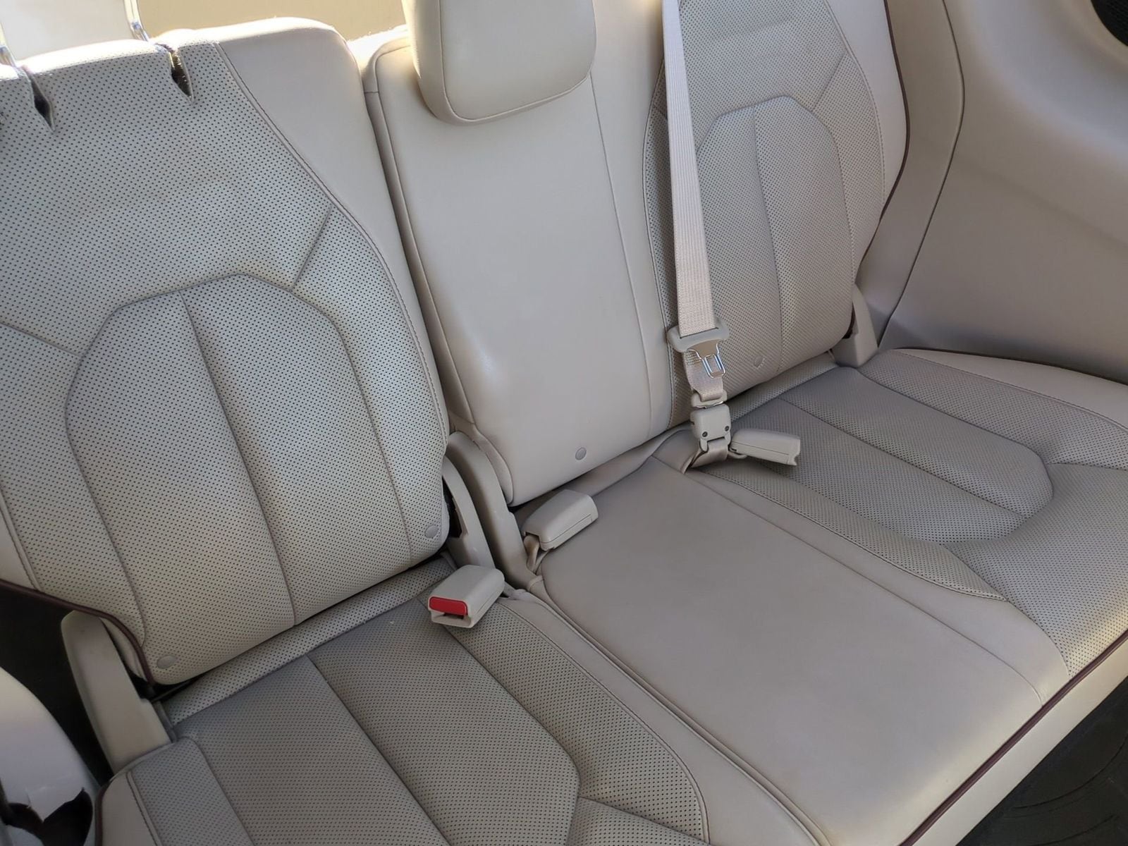 Thumbnail: 2017 Chrysler Pacifica - 29