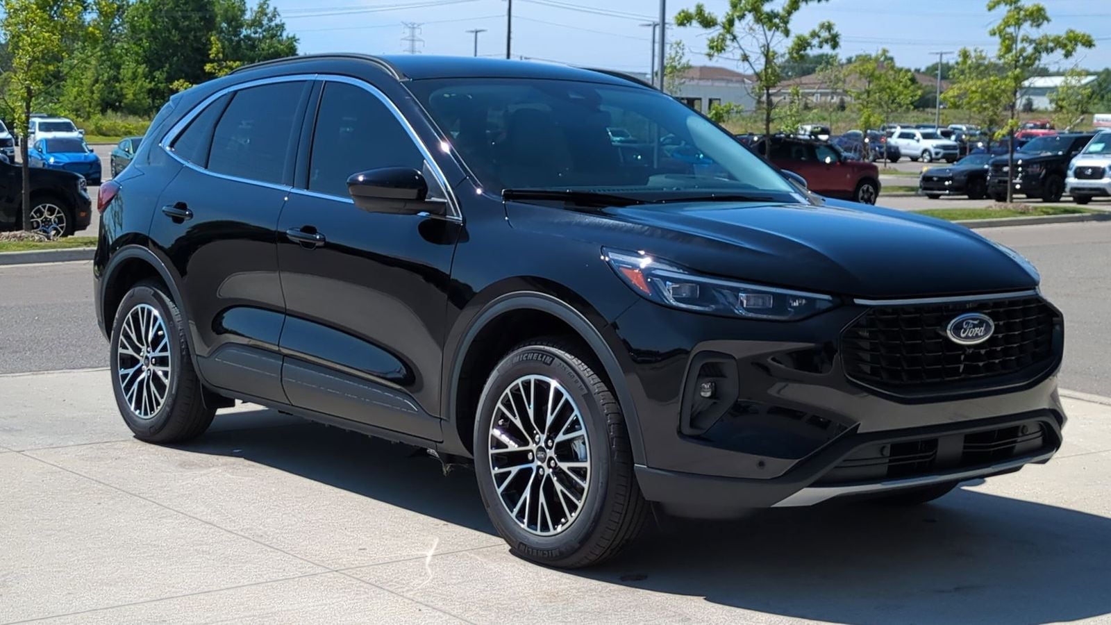 Thumbnail: 2025 Ford Escape - 8