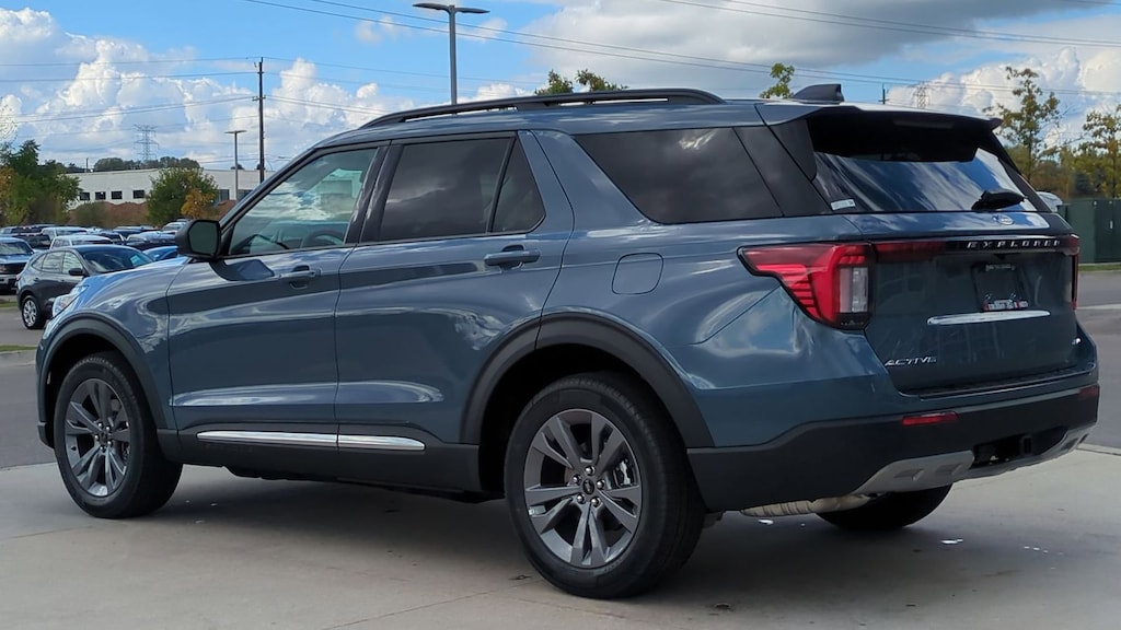New 2025 Ford Explorer Active SUV