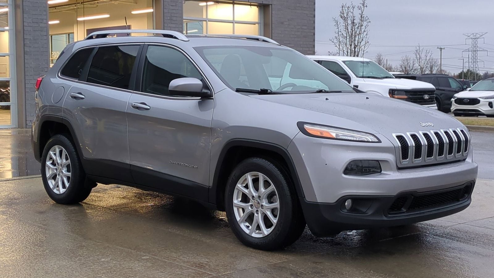 Thumbnail: 2016 Jeep Cherokee - 9