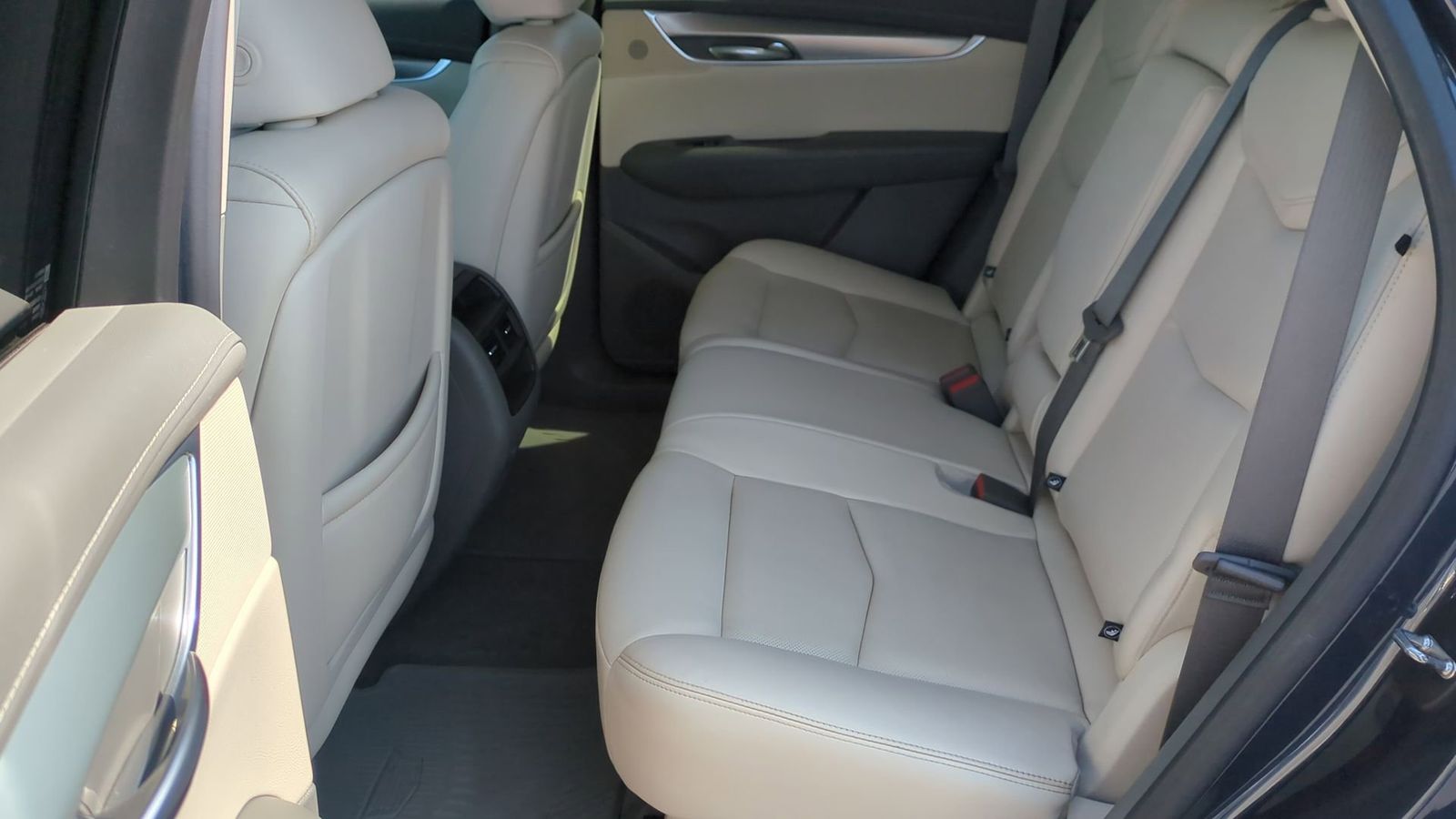 Thumbnail: 2018 Cadillac XT5 - 20