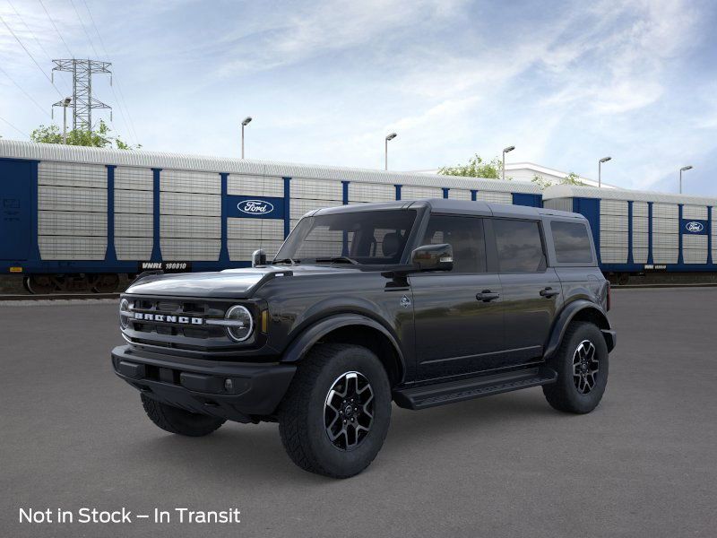 2025 Ford Bronco Outer Banks Hero Image