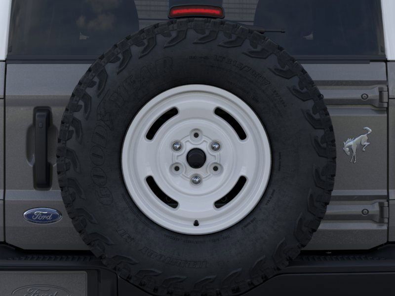 Thumbnail: 2025 Ford Bronco - 25