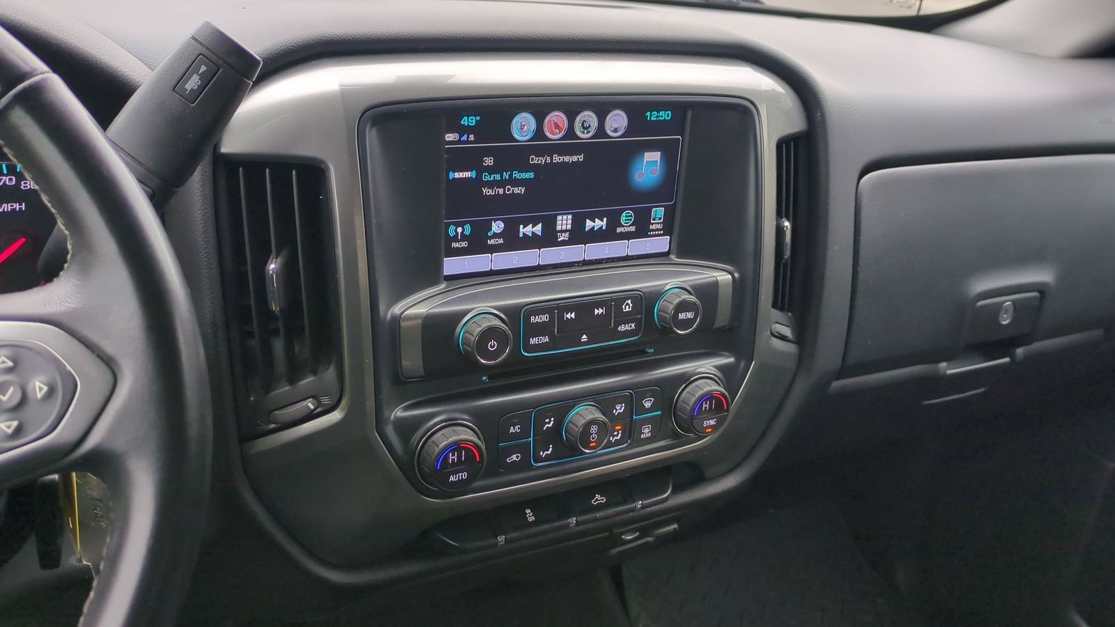 Thumbnail: 2018 Chevrolet Silverado 1500 - 10