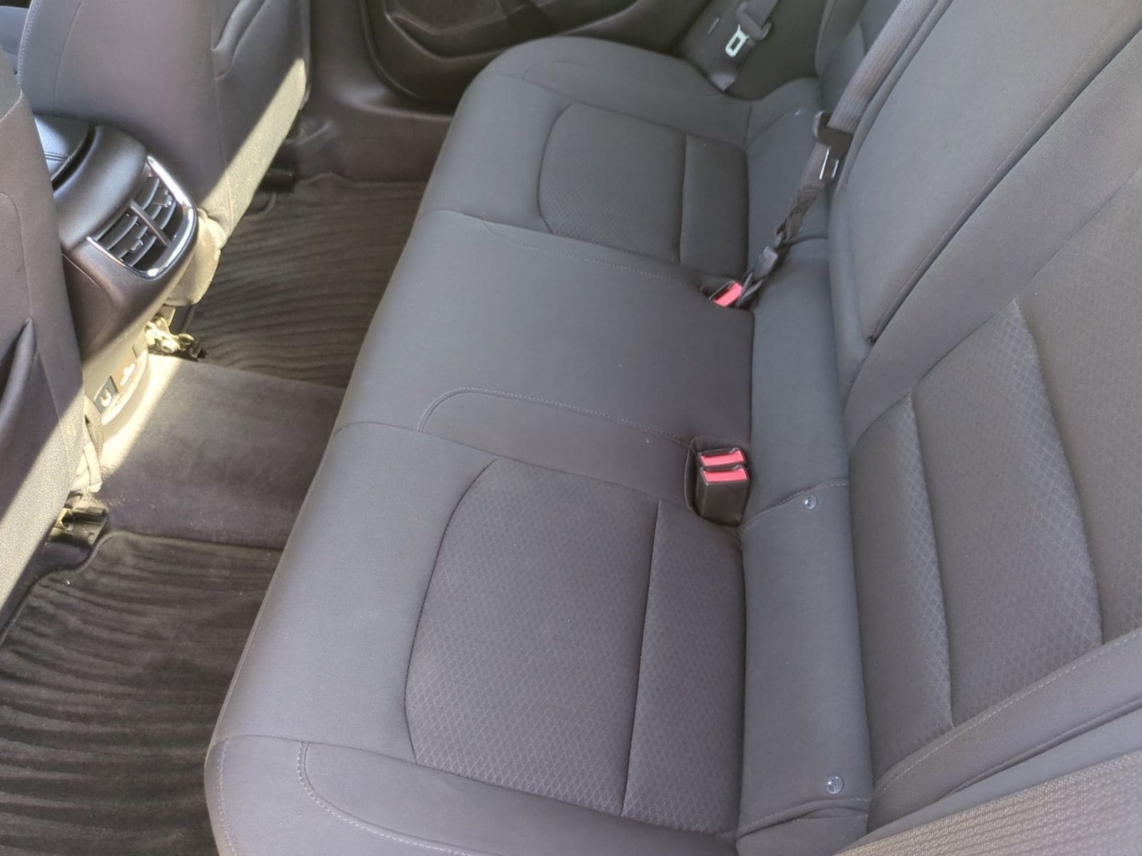 Thumbnail: 2018 Chevrolet Malibu - 24