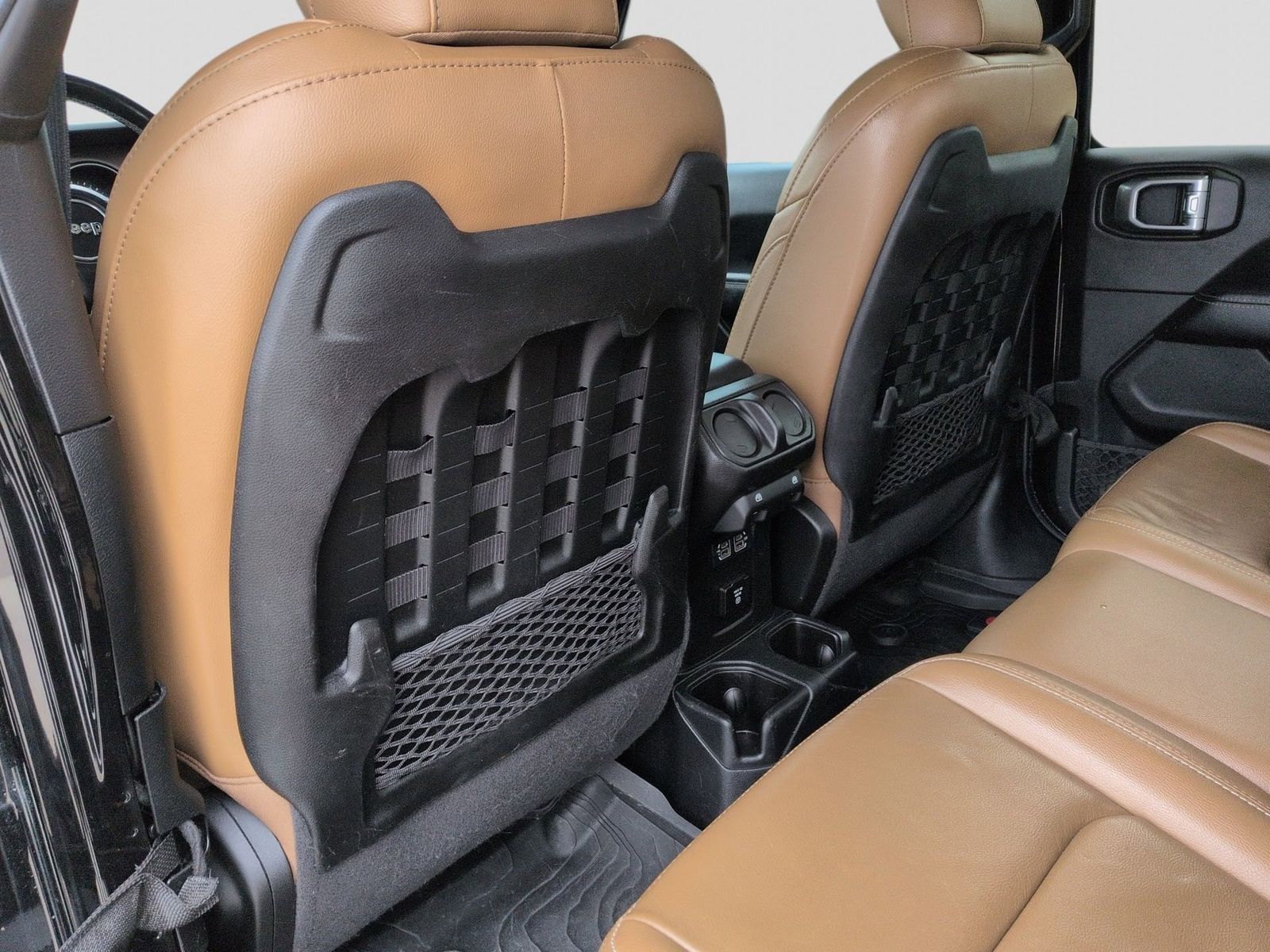 Thumbnail: 2020 Jeep Gladiator - 23