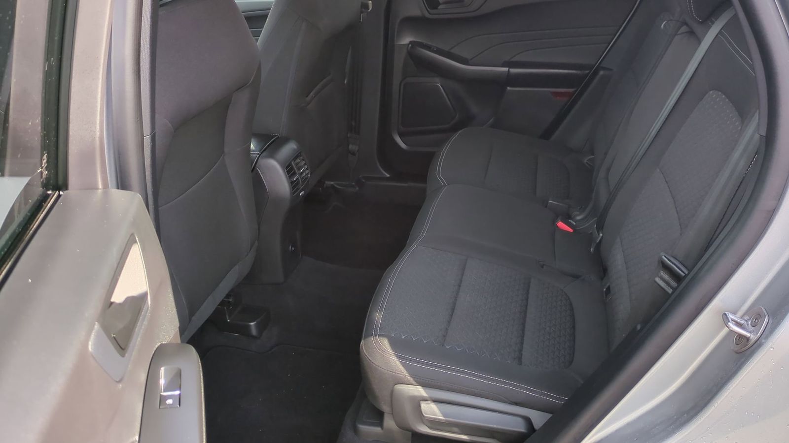 Thumbnail: 2023 Ford Escape - 20