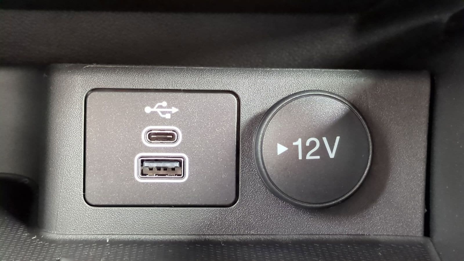 Thumbnail: 2025 Ford Escape - 30