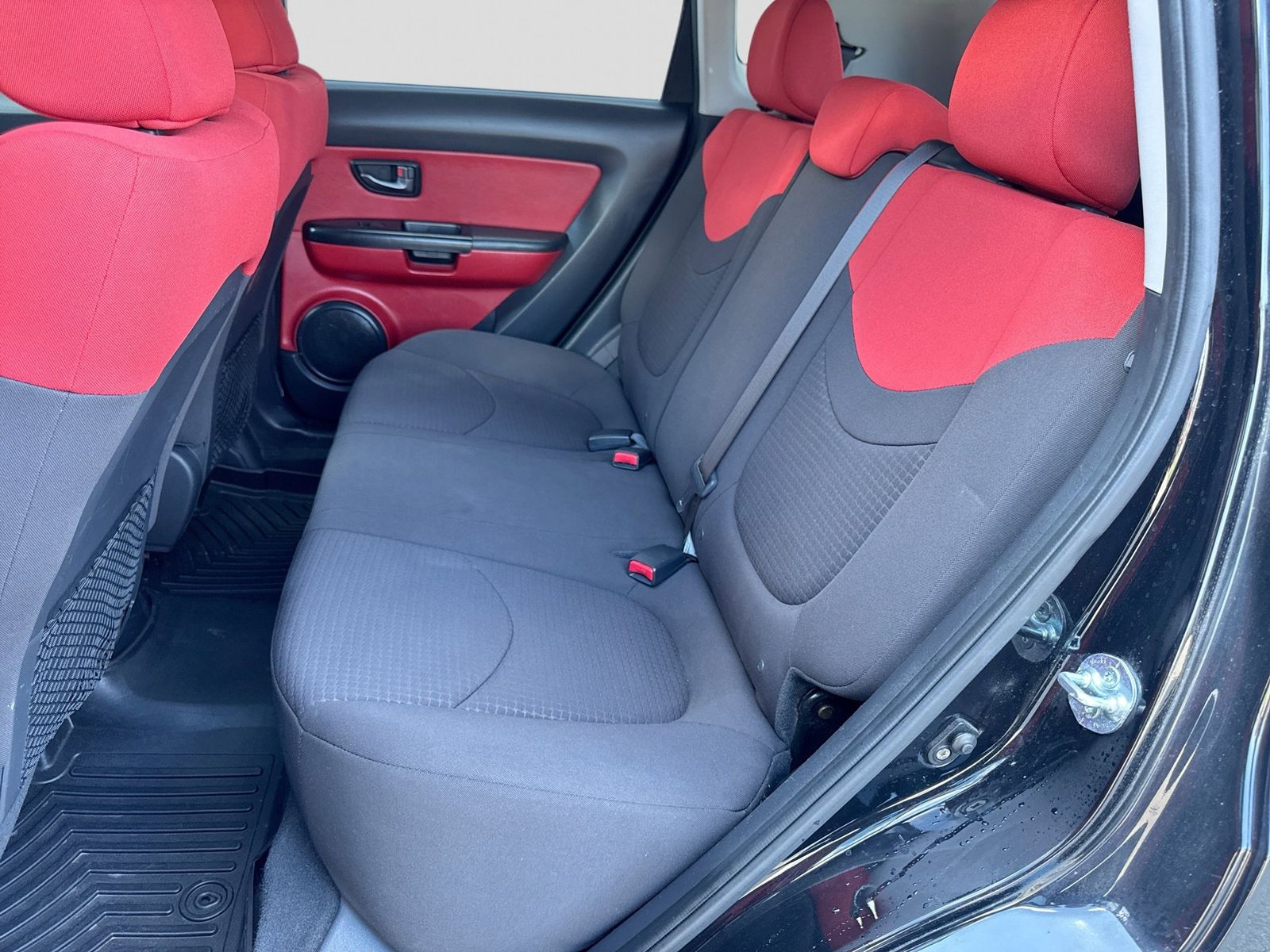 Thumbnail: 2011 Kia Soul - 20