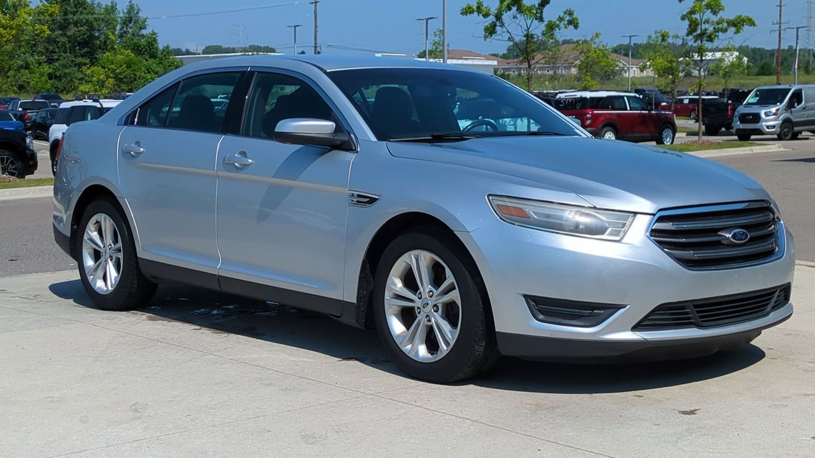 Thumbnail: 2014 Ford Taurus - 9