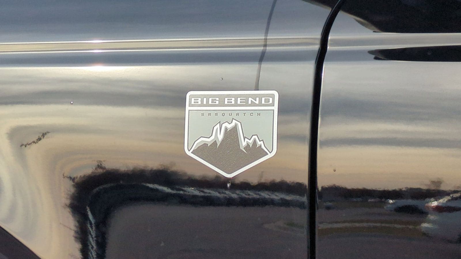 Thumbnail: 2025 Ford Bronco - 10